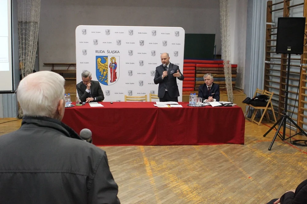 Władze miasta odpowiadały na pytania mieszkańców Bykowiny. Rozmawiano m.in. o tężni