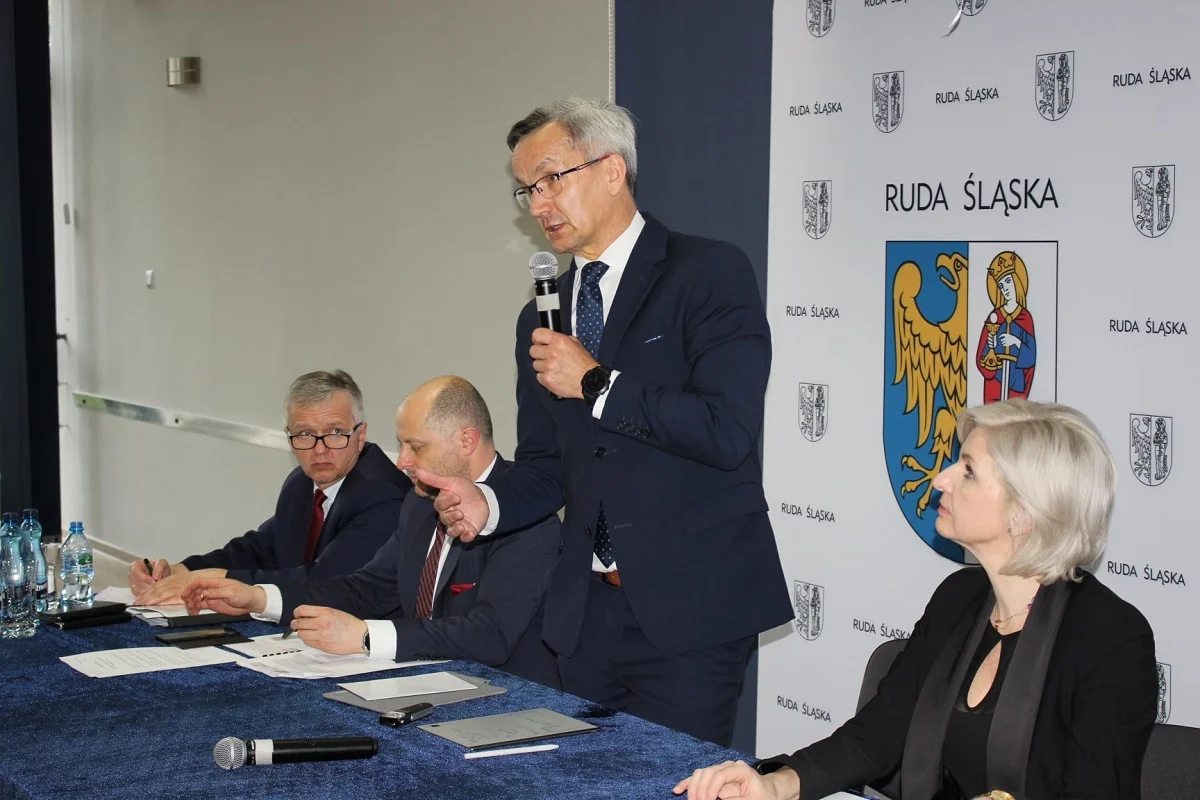 Szkody górnicze dominującym tematem rozmów władz z mieszkańcami Bielszowic