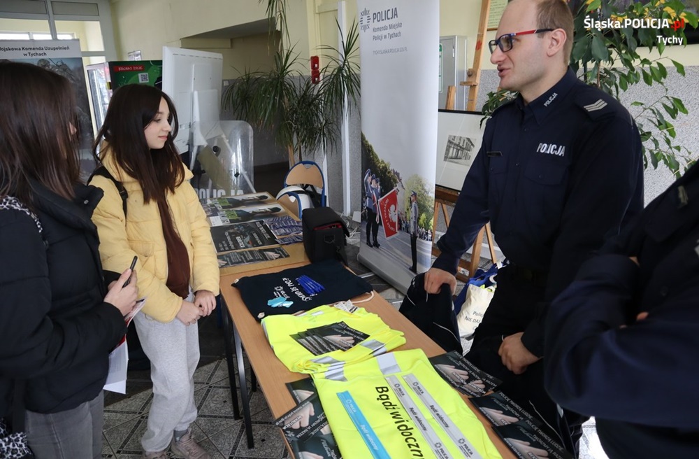 Dzielnicowi zapraszali w szeregi Policji