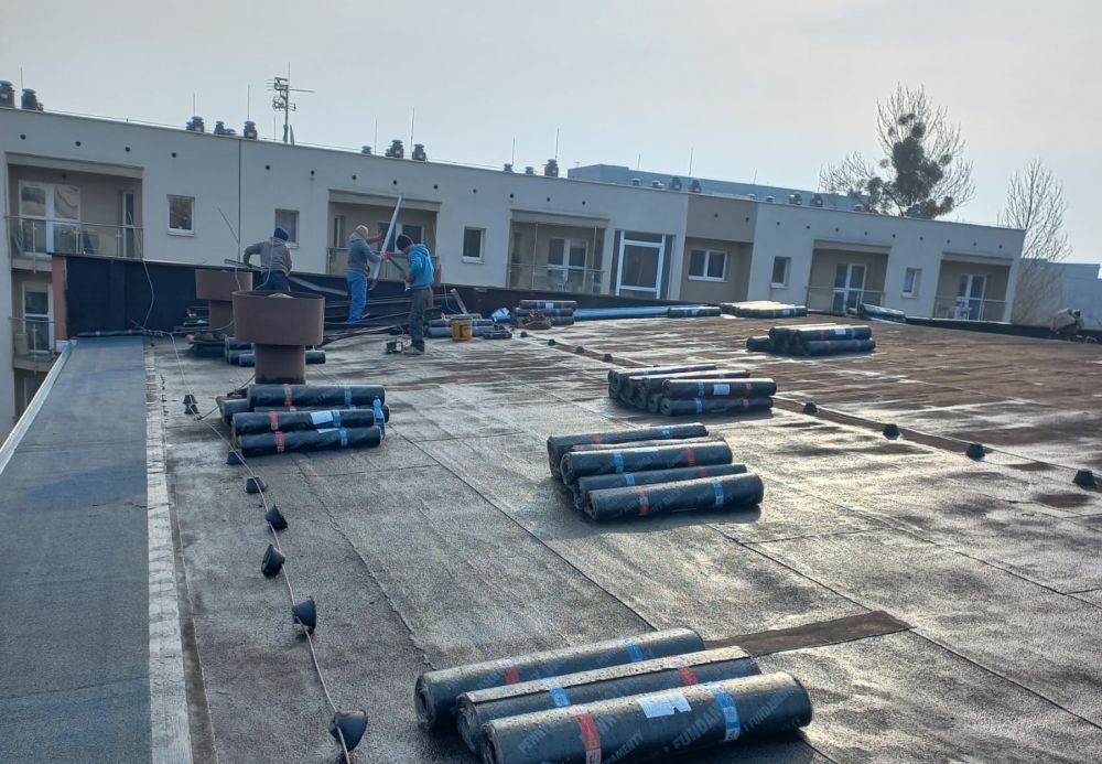 Renowacja dachu hali sportowej MOSiR