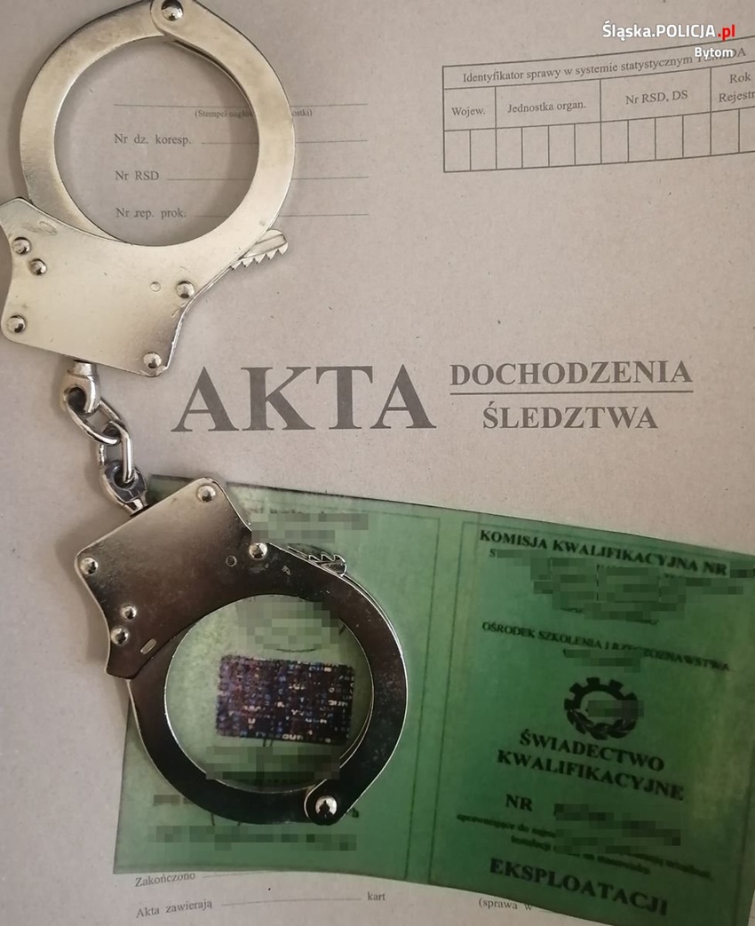 Członkowie komisji egzaminacyjnej wydali nielegalnie 1850 uprawnień