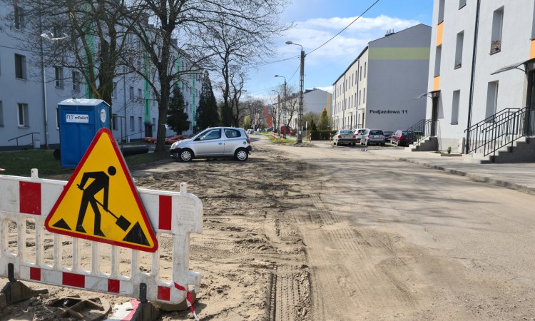 Przebudowa kanalizacji i nowy asfalt na ul. Podjazdowej