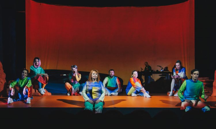 Kreszany. Teatr Zagłębia zaprasza na spektakl z napisami w języku ukraińskim i angielskim