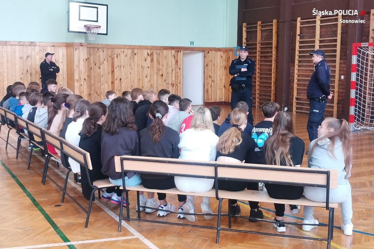 Dzielnicowi przeciw cyberprzemocy