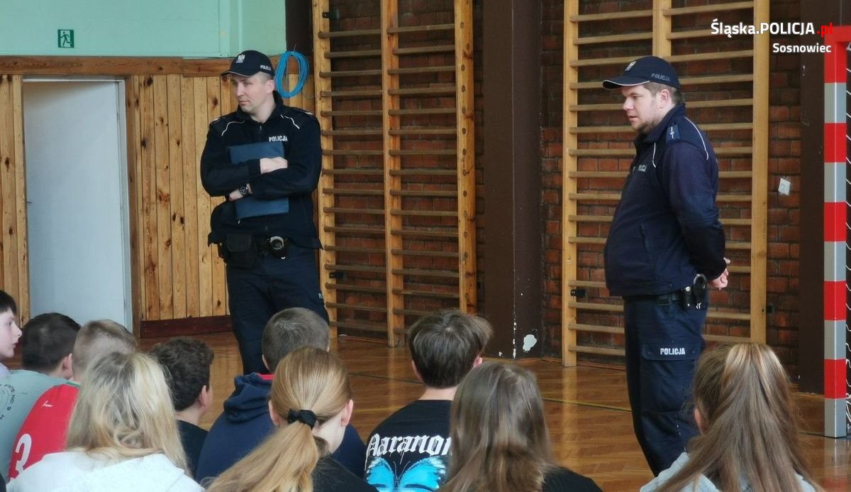 Dzielnicowi przeciw cyberprzemocy