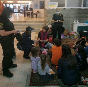 Działania "Mamo, tato nie zgub mnie". Katowiccy mundurowi dla ukraińskich dzieci 3