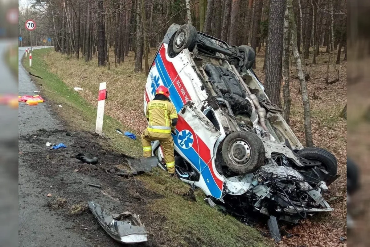 Groźny wypadek na DK 86. Droga w kierunku Katowic jest zablokowana!