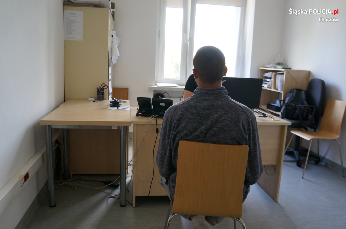 Skradziony telefon komórkowy sam zrobił zdjęcie złodziejowi!