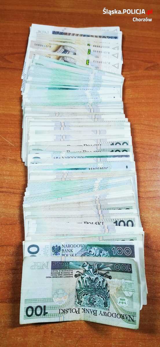 39-latek ukradł 15 tysięcy, policjanci zatrzymali go chwilę później