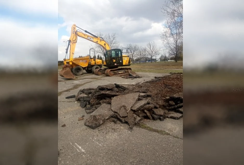 Na Skałce rozpoczęła się budowa pełnowymiarowego boiska piłkarskiego