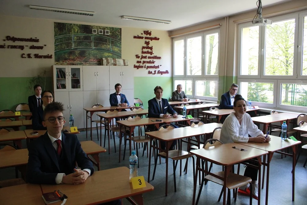 Ruda Śląska: Ponad 600 maturzystów przystąpiło dzisiaj do egzaminu dojrzałości