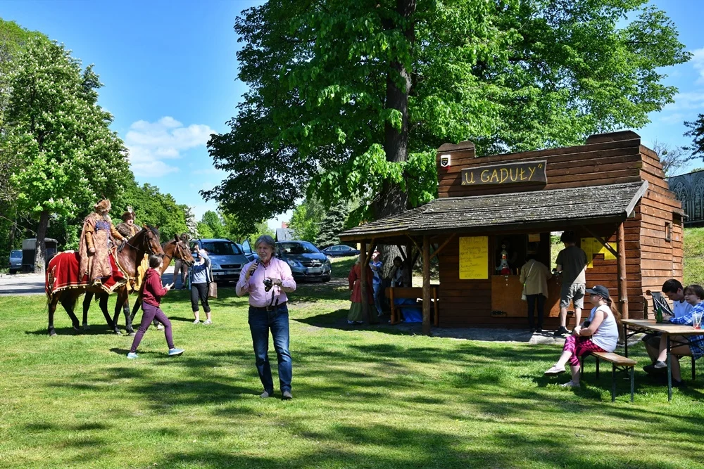Wydarzenie w ruinach Zamku Rudzkiego 5