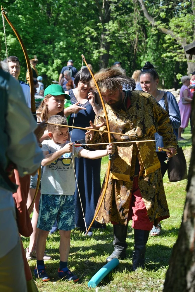 Wydarzenie w ruinach Zamku Rudzkiego 20