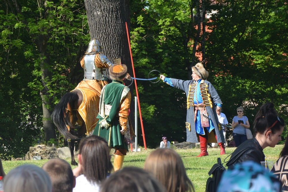 Wydarzenie w ruinach Zamku Rudzkiego 39