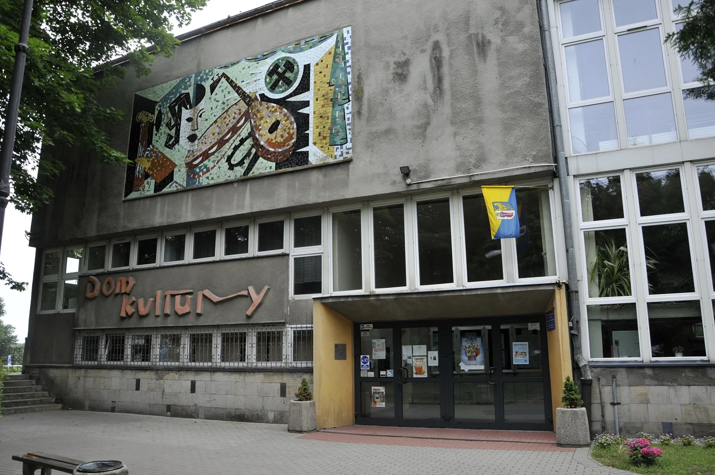 Spektakl dla dzieci "Mama Bohatera" z okazji Dnia Dziecka