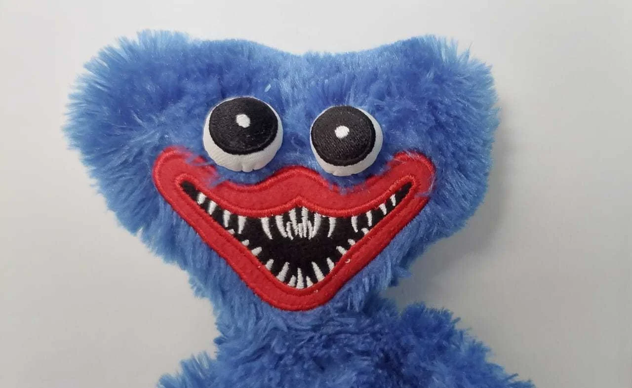 Śląskie przedszkola ostrzegają przed Huggy Wuggy. Czym jest niebieski stwór?