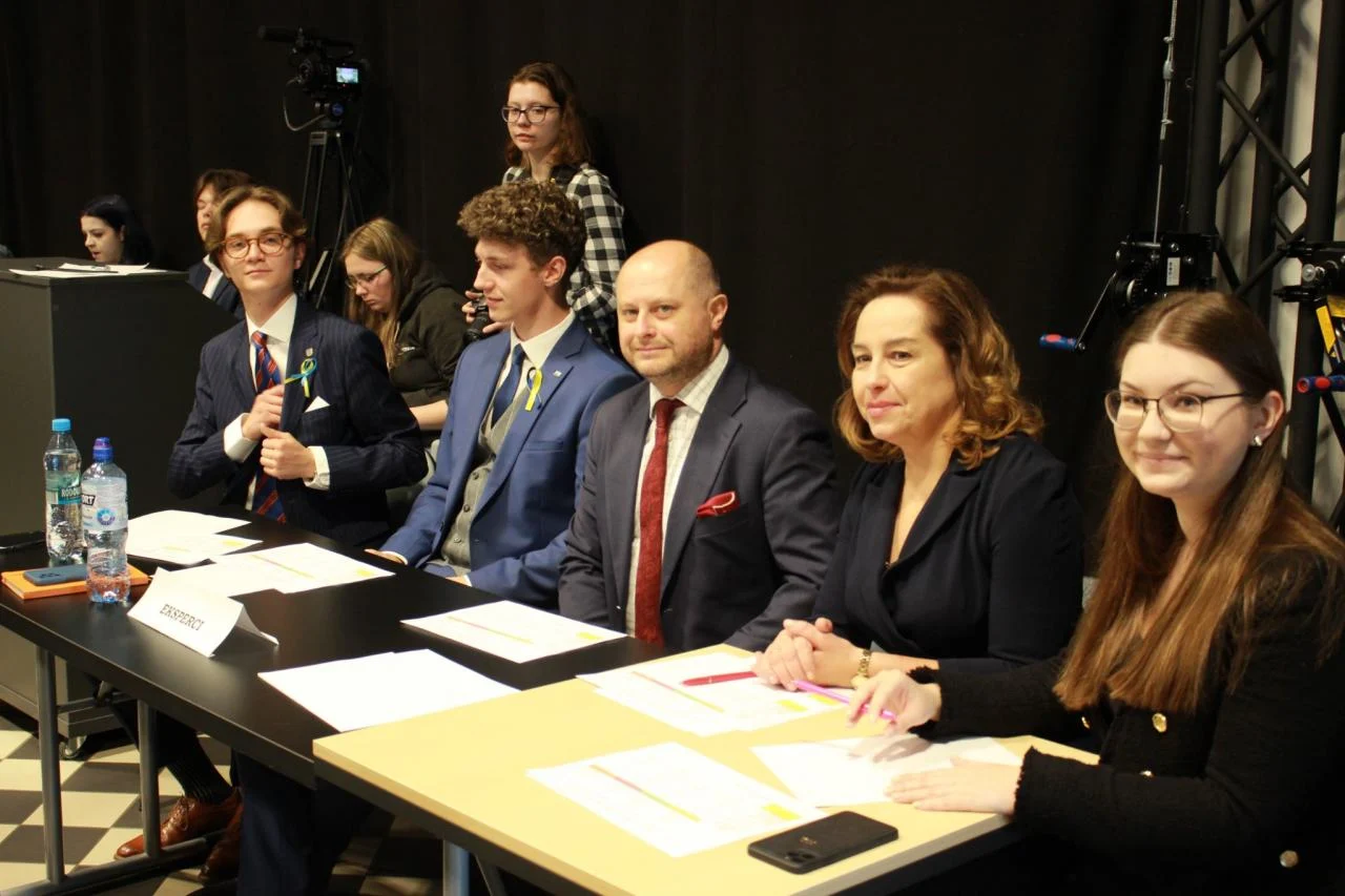 I Turniej Debat Oksfordzkich już za nami! Uczniowie zmierzyli się w finałowej debacie / fot. UM Ruda Śląska 9