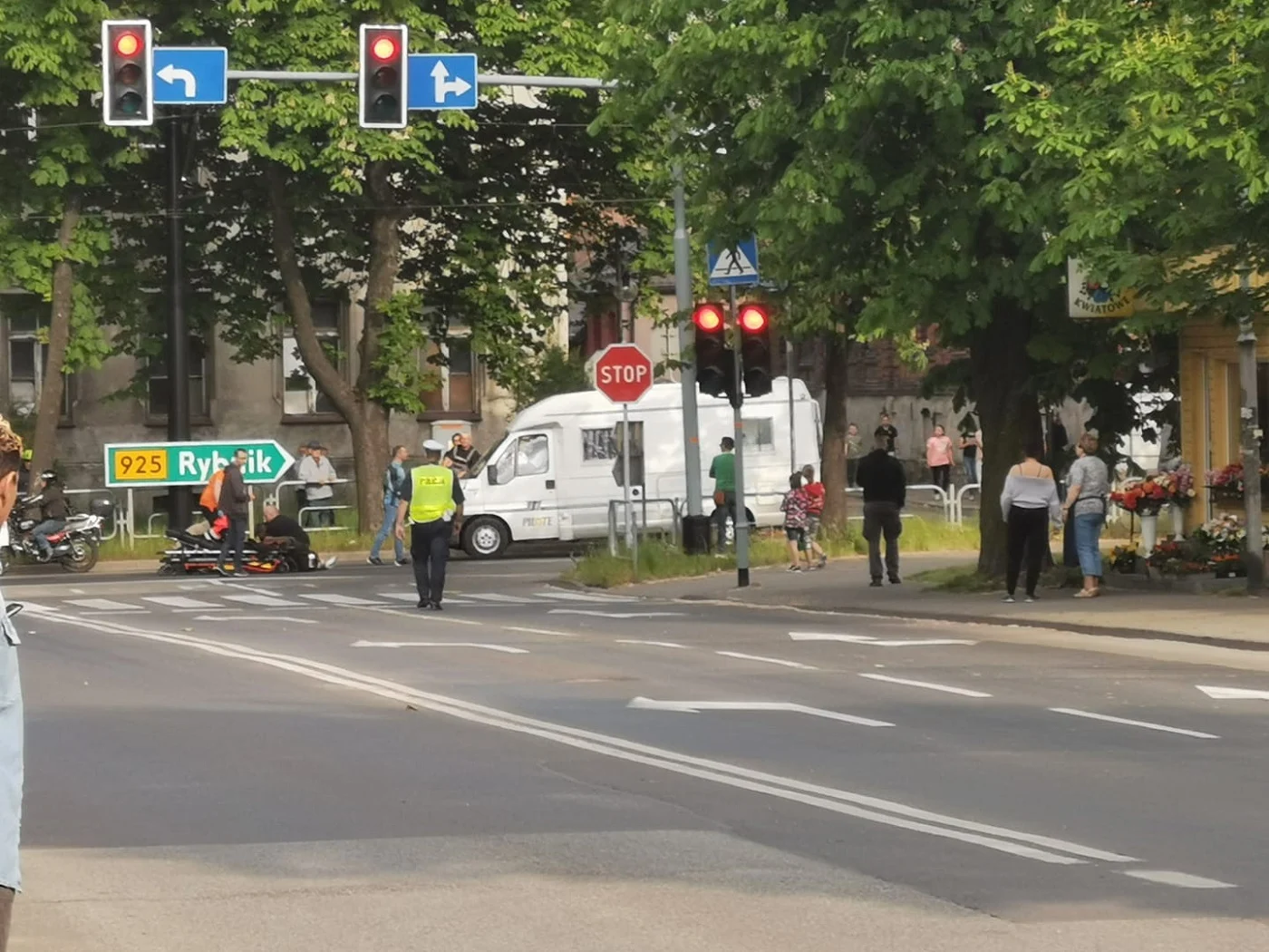 Godula: Potrącenie na przejściu dla pieszych! Lądował śmigłowiec LPR [WIDEO]