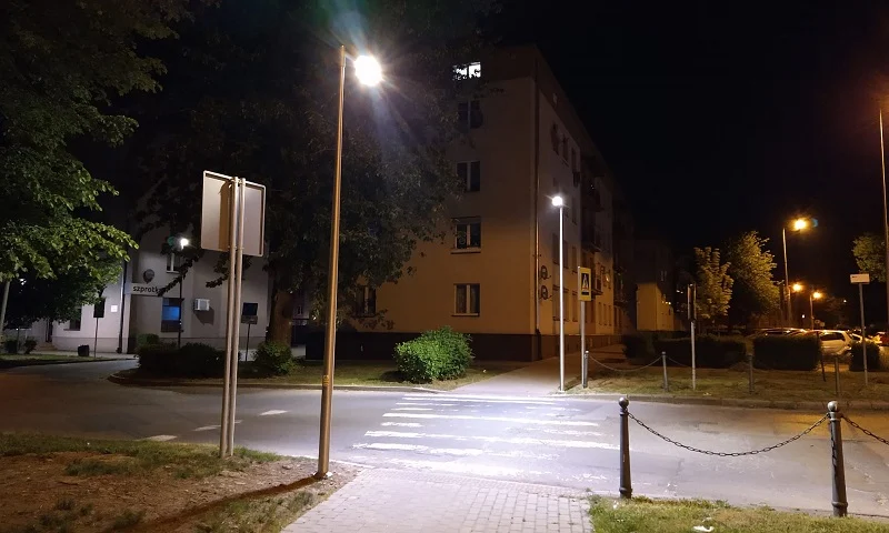 Bezpieczniej dla pieszych - zamontowano nowe latarnie