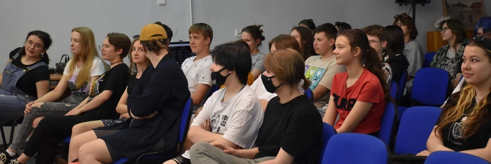 Aktywność na pograniczu gry i sztuki w Bibliotece