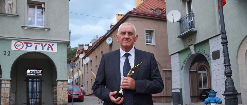 Zgłoś swojego kandydata do Złotego Wawrzyna