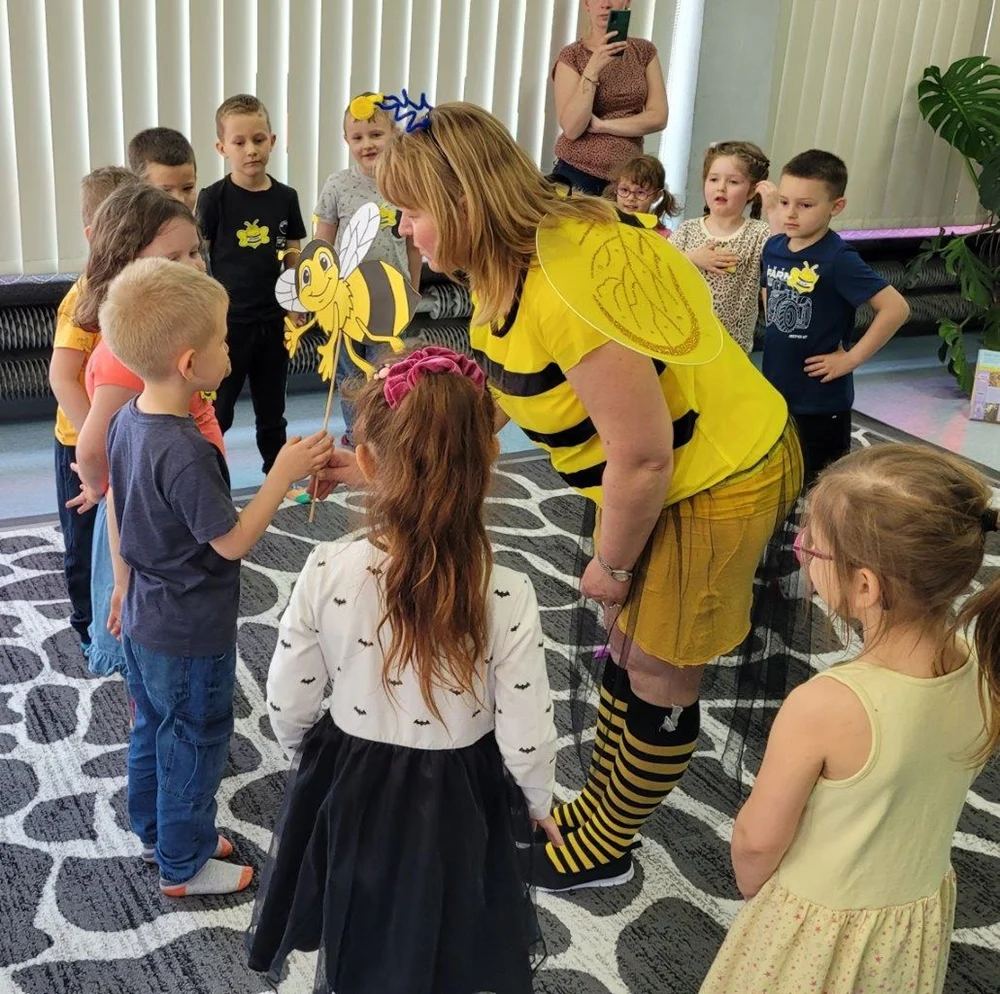 Pracowite pszczółki w Bibliotece Centralnej