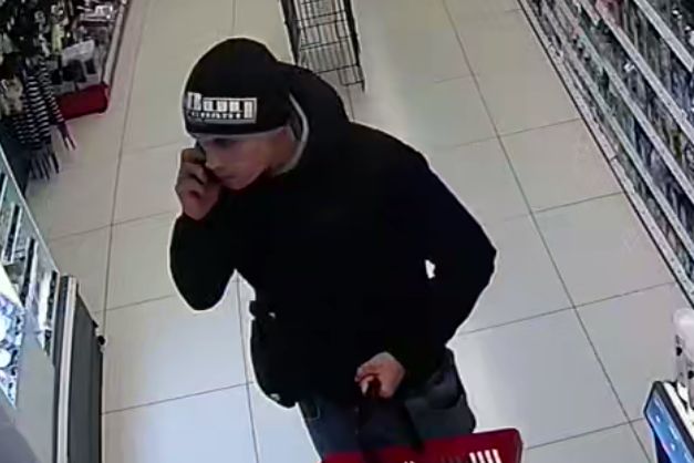 Czy rozpoznajesz złodzieja lakierów do paznokci?