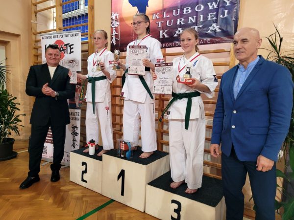 Siedmiu startujących i siedem medali