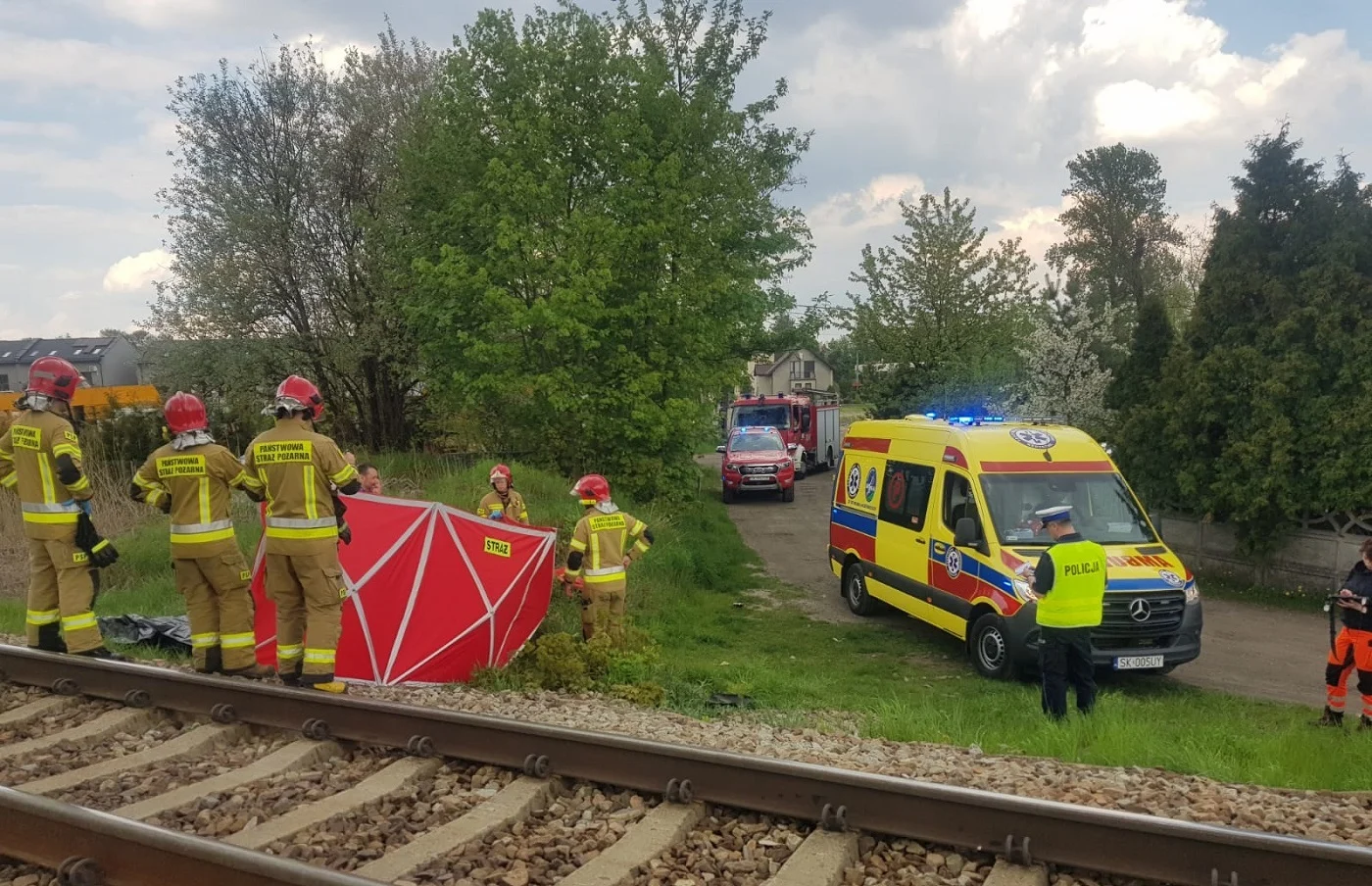 Tragedia w Katowicach. Na torach zginął mężczyzna!