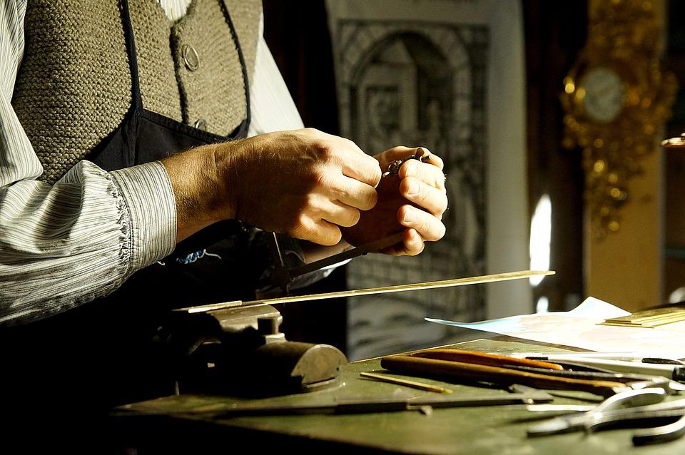 Dwóch mężczyzn dokonało rozboju z użyciem noża!