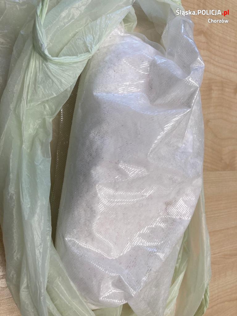 W mieszkaniu 34-latka znaleziono prawie 6500 działek dilerskich amfetaminy