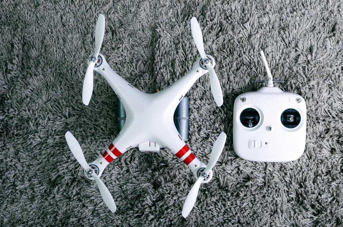 Czy da się zrobić licencję na drona online?