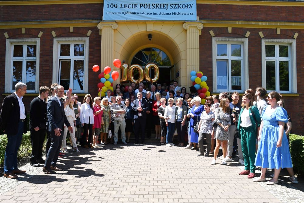 Wspomnień czar. Za nami 100-lecia polskiej szkoły w I LO im. Adama Mickiewicza!