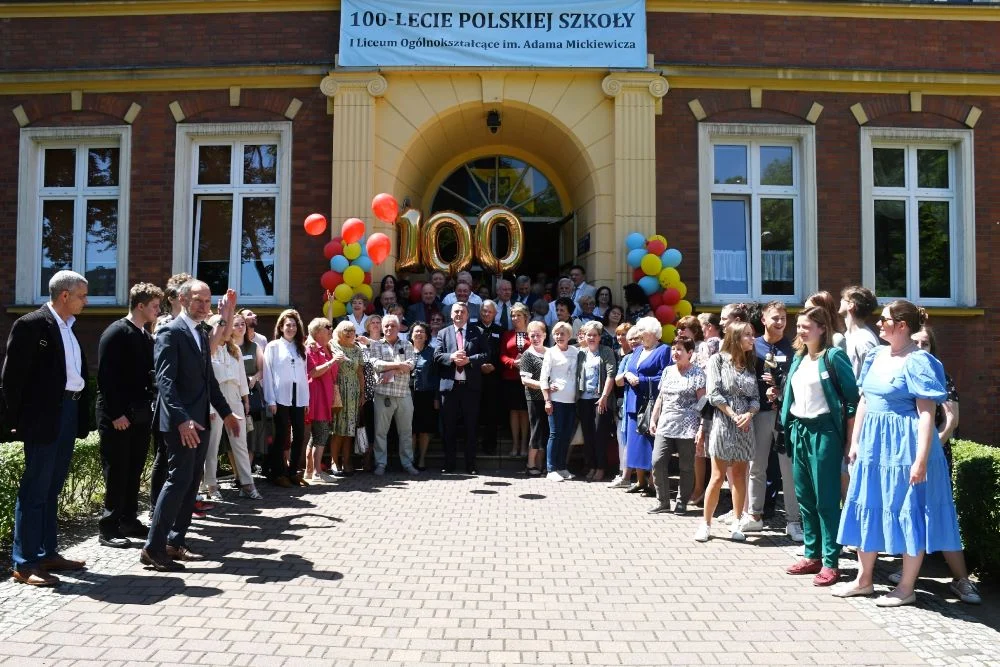 Wspomnień czar. Za nami 100-lecia polskiej szkoły w I LO im. Adama Mickiewicza!