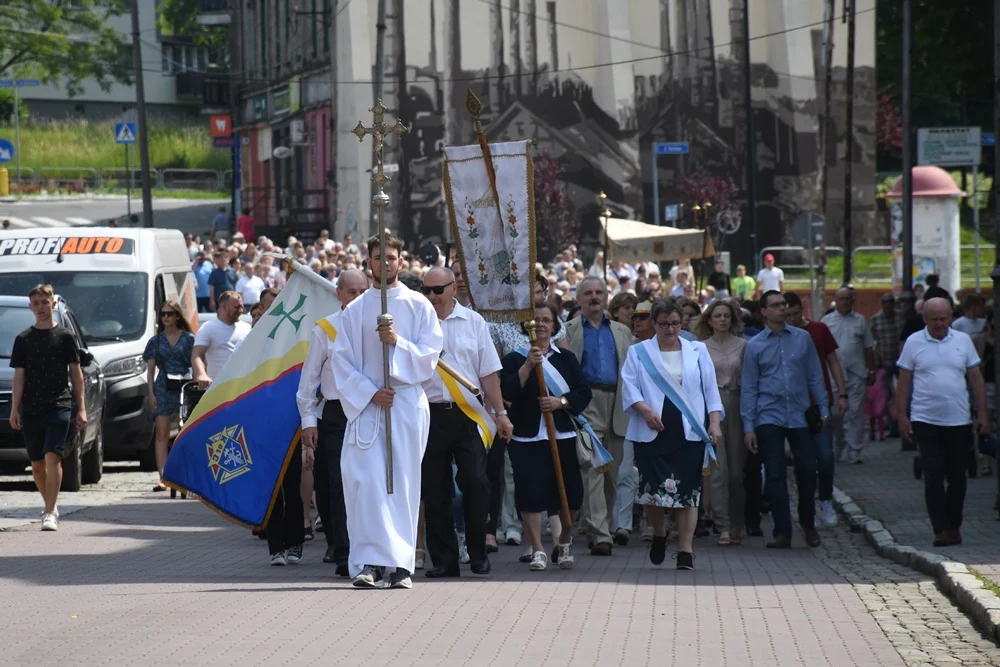 Ruda Śląska: Procesje Bożego Ciała przeszły ulicami miasta! Zobaczcie zdjęcia!