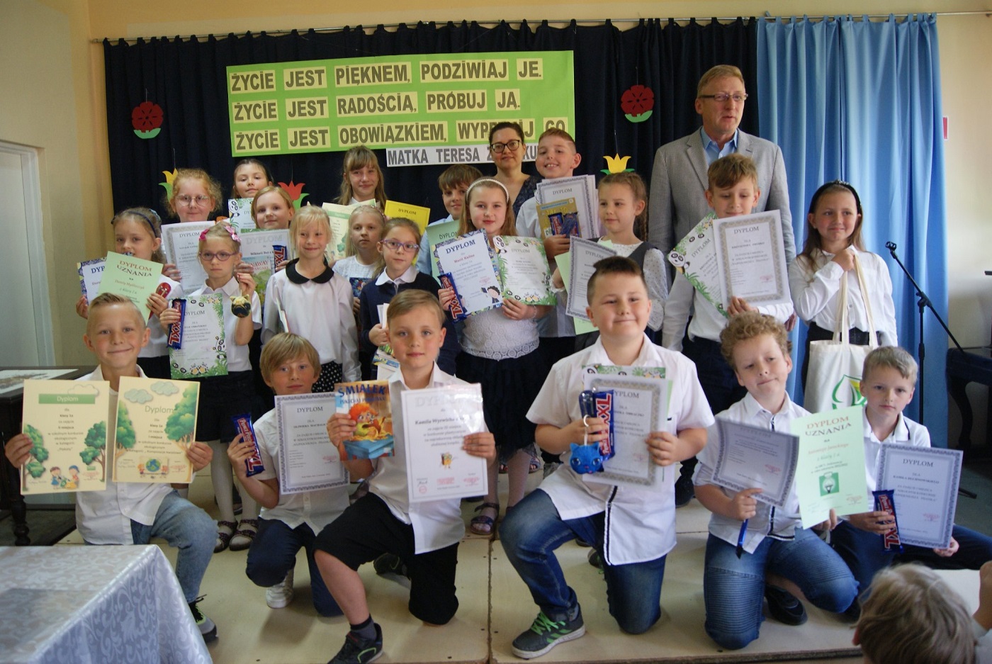 Niech żyją wakacje! Rok szkolny 2021/2022 zakończony