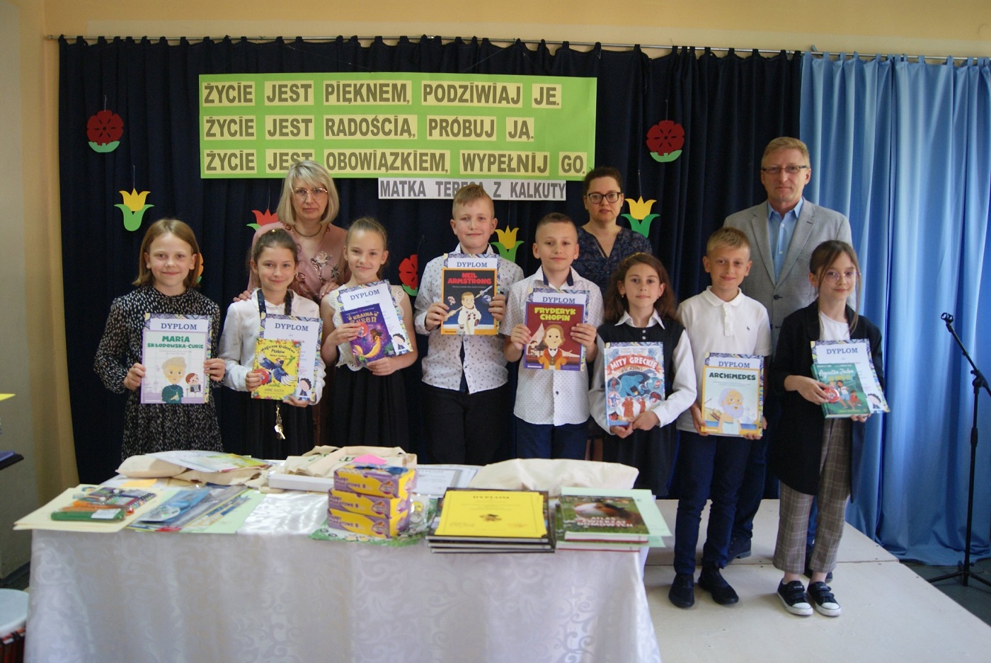 Niech żyją wakacje! Rok szkolny 2021/2022 zakończony