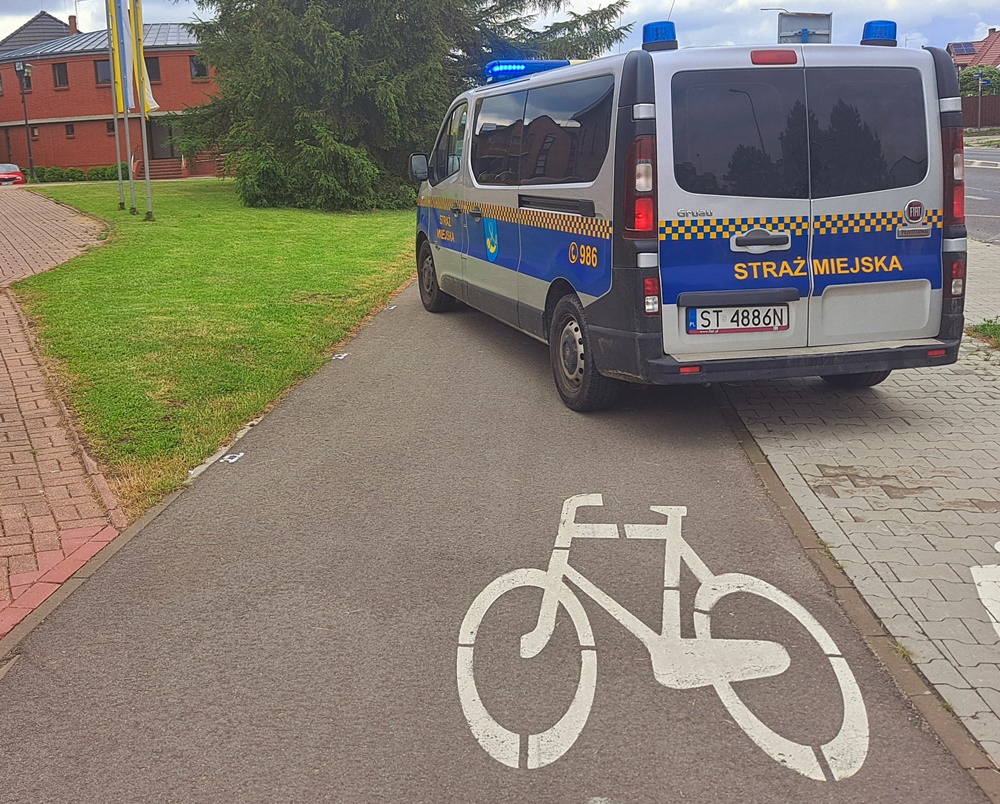 Straż Miejska: Spłoszony pies przyczyną urazu głowy u rowerzysty