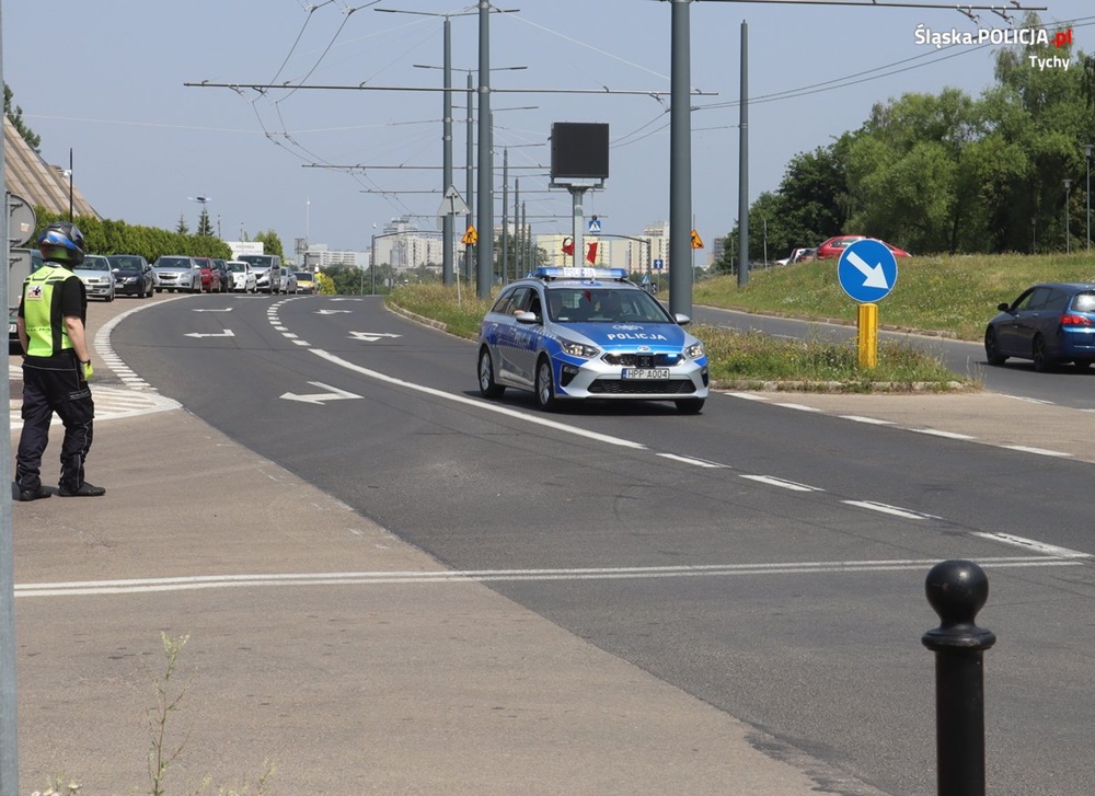 Tyscy policjanci zabezpieczali wyścig kolarski