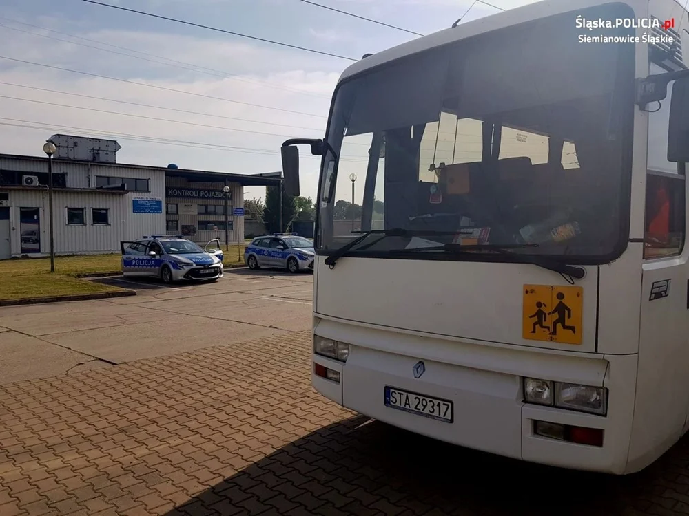 Kontrole autokarów zwiększają bezpieczeństwo podróży