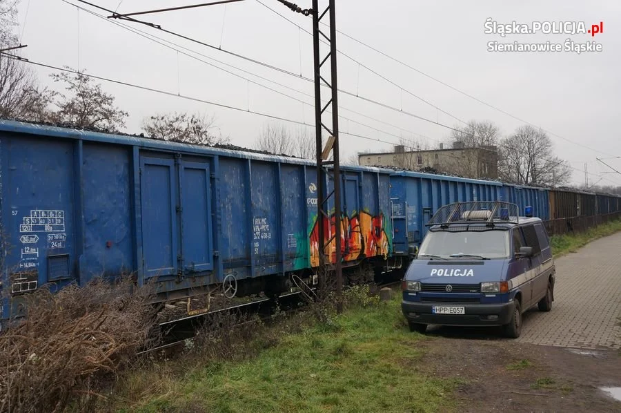 Sroga kara dla pieszego za przejście przez torowisko przy opuszczonych rogatkach