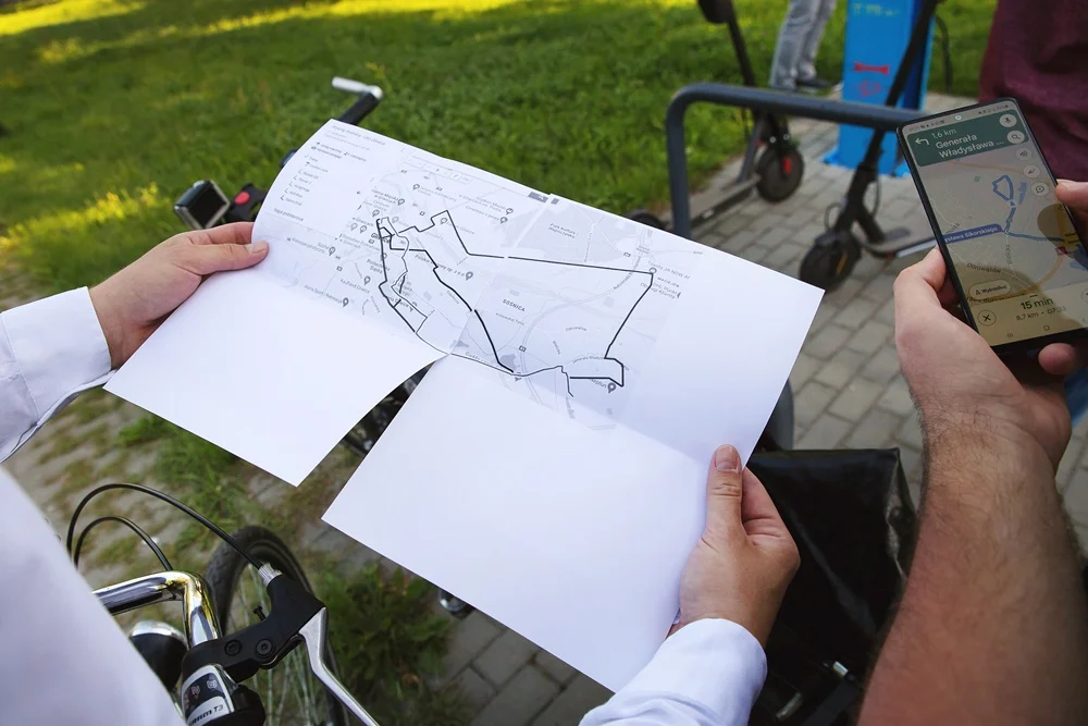 Nietypowy wyścig. Czym najszybciej dojedziemy do centrum?