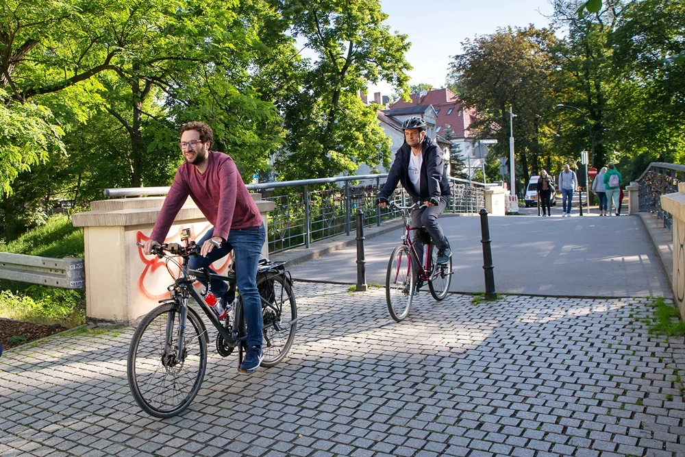 Nietypowy wyścig. Czym najszybciej dojedziemy do centrum?