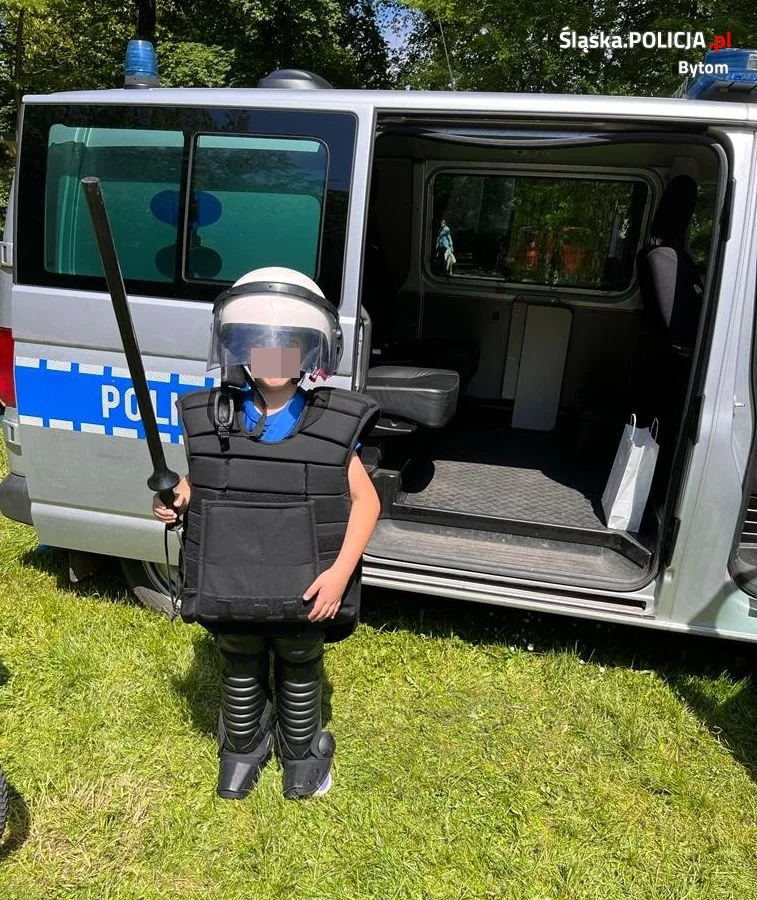 Parkowy Dzień Dziecka z bytomskimi policjantami