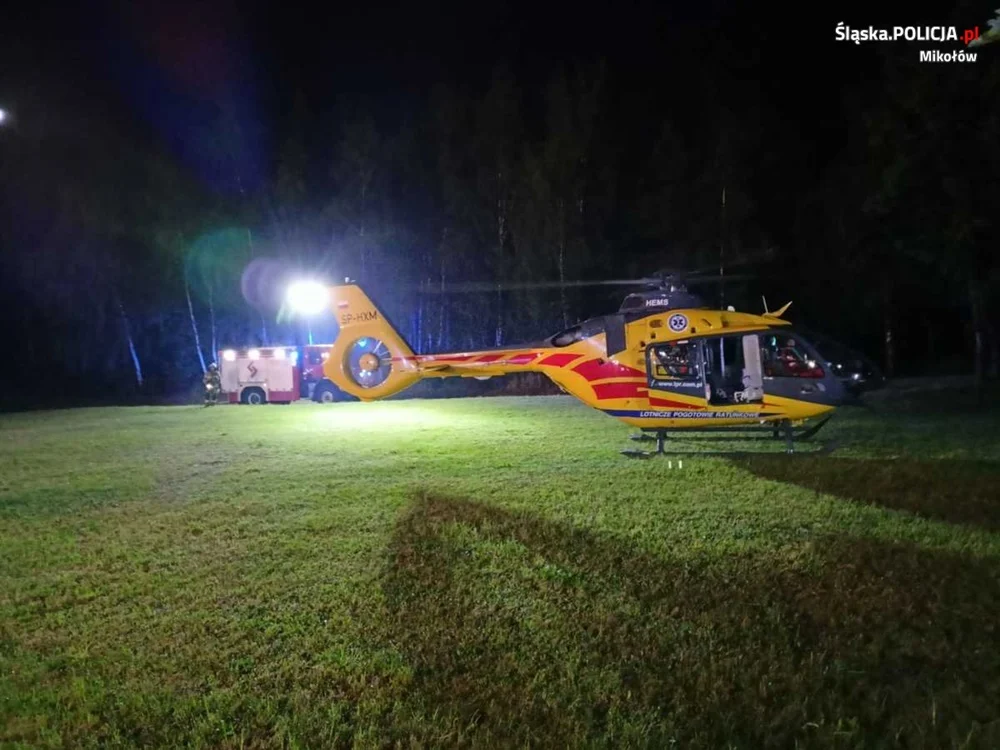 20-latek stracił panowanie nad pojazdem i uderzył w drzewo!