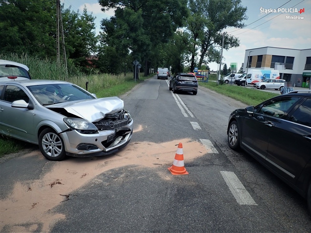 Czołowe zderzenie w Mikołowie. Sprawca był pijany