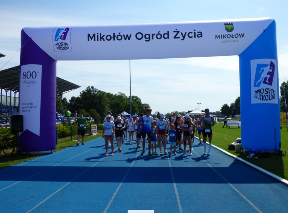 MOSiR Mikołów: Zebrano prawie 3 tysiące zł dla Milenki podczas rodzinnej imprezy biegowej