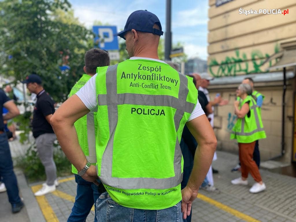 Nielegalne zgromadzenie podczas Światowego Forum Miejskiego WUF11