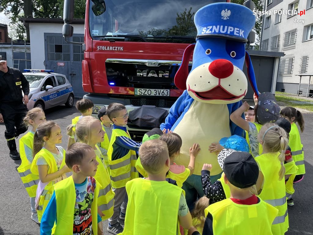 Mundurowy "Dzień Dziecka" [ZDJĘCIA]