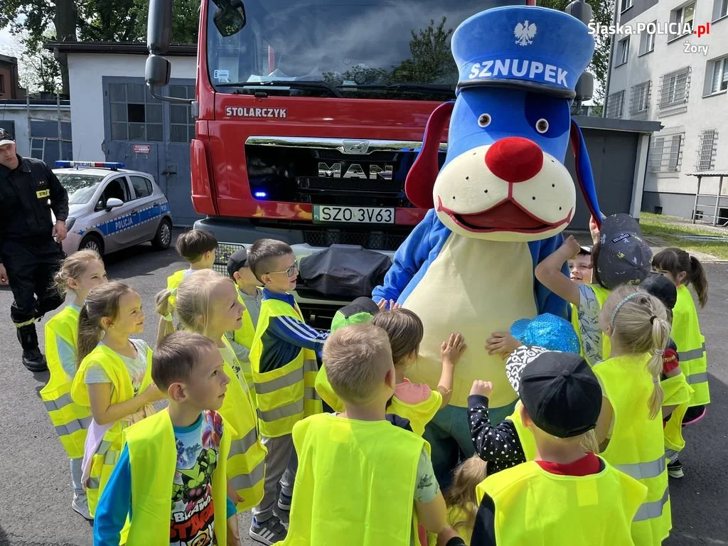 Mundurowy "Dzień Dziecka" [ZDJĘCIA]